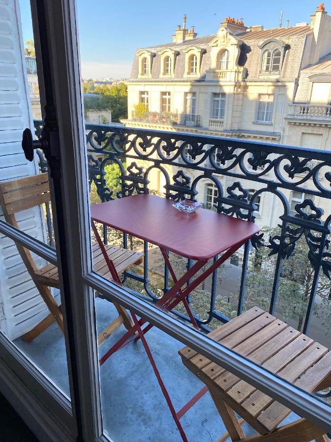Outstanding 2 Bedrooms With A Terrific Eiffel Tower View Paris Ngoại thất bức ảnh